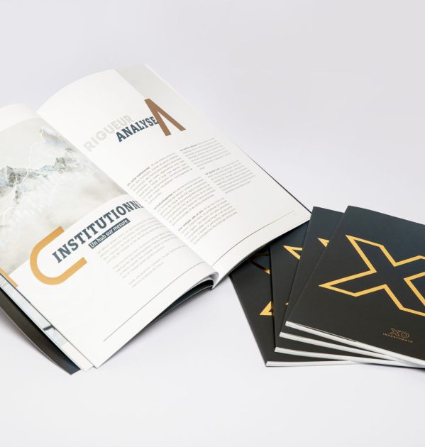 Brochures cousues au fil avec or à chaud